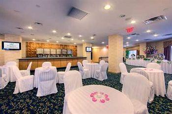 Doubletree By Hilton Lee/george Washington Bridge Hotel